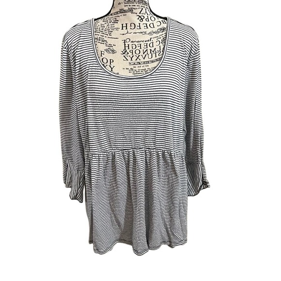 torrid Tops - Torrid stripe‎ top 2 2X